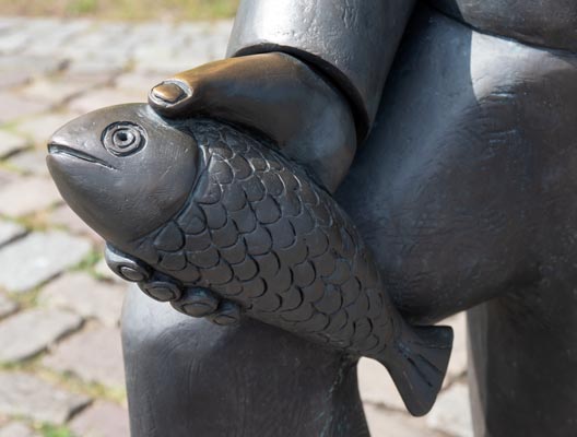 Bronzefigur Vegesacker Junge